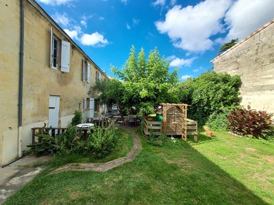 /international/fr/sainte-terre-aquitaine-120093955505/?lang=zh-tw