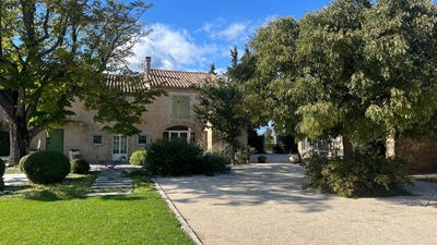 /international/fr/cairanne-hh-15556570-cairanne-provence-alpes-cote-d-azur-310100956771/