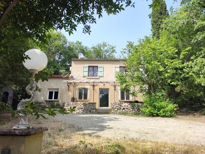 /international/fr/la-verdiere-provence-alpes-cote-d-azur-310100112791/?lang=id