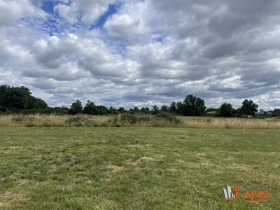 /international/fr/chalain-le-comtal-centre-val-de-loire-310100859653/