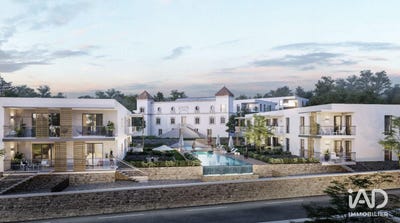 /international/fr/nimes-languedoc-roussillon-310108419504/