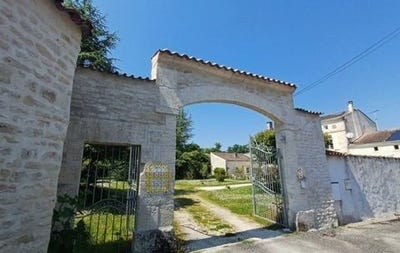 /international/fr/rouillac-charente-310100174774/?lang=zh-tw