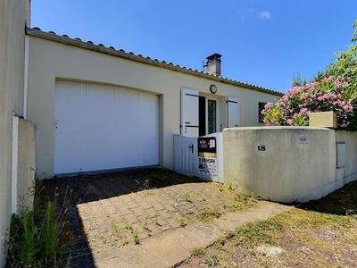 /international/fr/la-bree-les-bains-charente-310100854954/