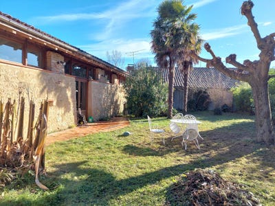 /international/fr/saint-christaud-midi-pyrenees-310107647962/