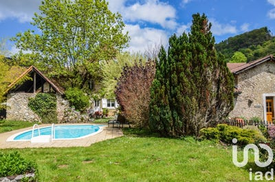 /international/fr/saint-aupre-rhone-310099417478/
