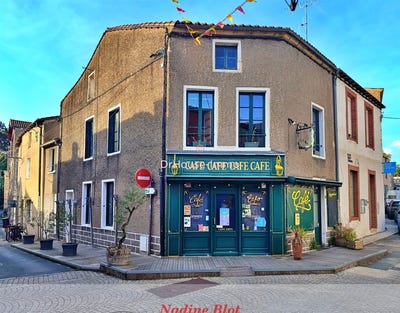 /international/fr/clisson-pays-de-la-loire-310107907637/
