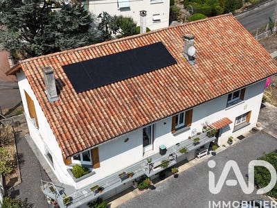 /international/fr/la-couronne-charente-310104919709/
