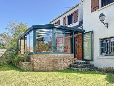 /international/fr/le-perray-en-yvelines-ile-de-france-310100959081/?lang=zh-cn