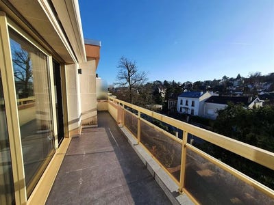 /international/fr/ville-d-avray-ile-de-france-310104963402/