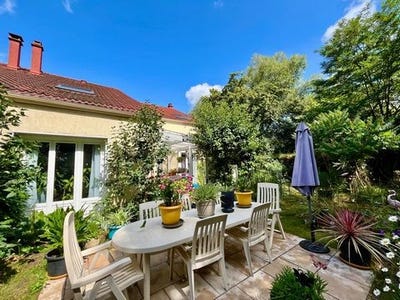 /international/fr/combs-la-ville-ile-de-france-310100763465/