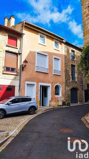 /international/fr/vic-le-comte-auvergne-310101557273/?lang=id