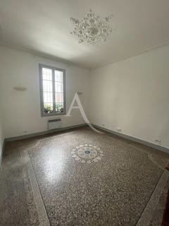 /international/fr/nimes-languedoc-roussillon-310104472369/
