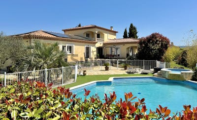/international/fr/allegre-les-fumades-languedoc-roussillon-310108726148/