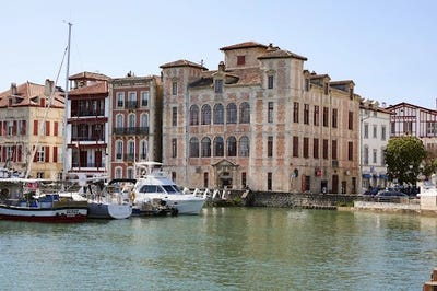 /international/fr/saint-jean-de-luz-aquitaine-310100885918/?lang=zh-cn