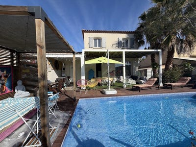 /international/fr/villeveyrac-languedoc-roussillon-310107012473/