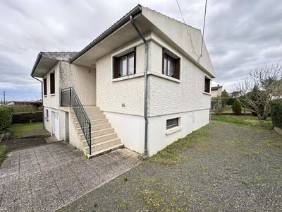 /international/fr/thouars-charente-310105968987/