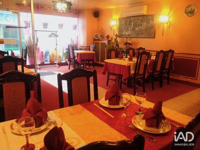 /international/fr/sable-sur-sarthe-pays-de-la-loire-310106105302/