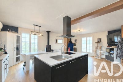 /international/fr/varetz-limousin-310105989819/