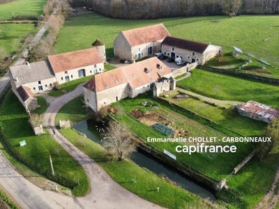/international/fr/precy-sous-thil-burgundy-310109095146/