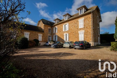 /international/fr/aincourt-ile-de-france-310101326223/?lang=it