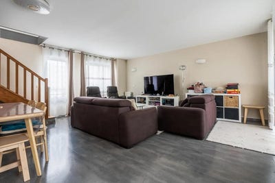 /international/fr/stains-ile-de-france-310108087933/