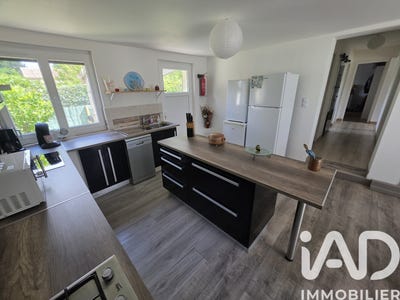 /international/fr/vaas-pays-de-la-loire-310108035226/