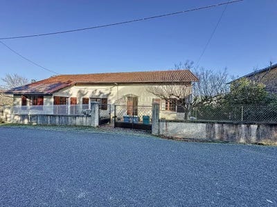 /international/fr/madiran-midi-pyrenees-310100493374/