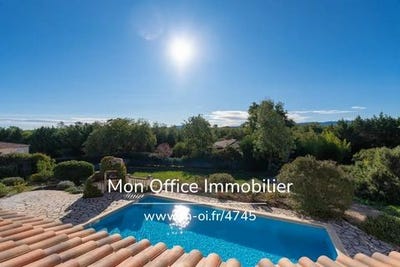 /international/fr/saint-maximin-la-sainte-baume-provence-alpes-cote-d-azur-310101386430/?lang=en