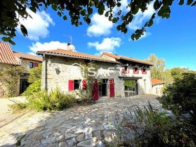 /international/fr/solignac-limousin-310100651472/?lang=en