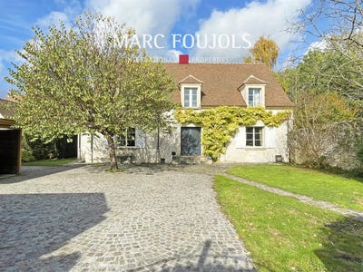 /international/fr/senlis-picardie-310103246961/