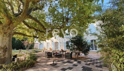 /international/fr/orange-provence-alpes-cote-d-azur-310108245975/