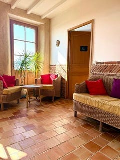 /international/fr/joue-sur-erdre-pays-de-la-loire-310098770961/?lang=zh-tw