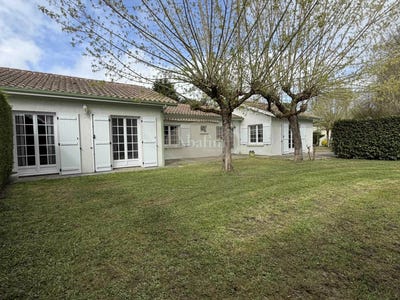 /international/fr/lesparre-medoc-aquitaine-310108788542/