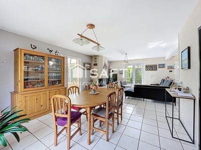 /international/fr/suce-sur-erdre-pays-de-la-loire-310107528079/