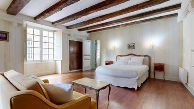 /international/fr/sarlat-la-caneda-aquitaine-310120477562/