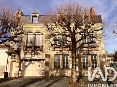 /international/fr/lucon-pays-de-la-loire-310108592703/