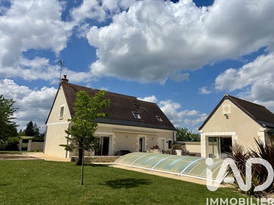 /international/fr/saint-antoine-du-rocher-centre-val-de-loire-310107911927/