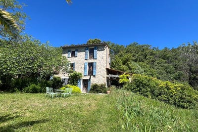 /international/fr/bargemon-hh-15432096-bargemon-provence-alpes-cote-d-azur-310100953102/