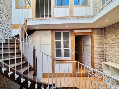 /international/fr/beaune-burgundy-310101110986/?lang=en