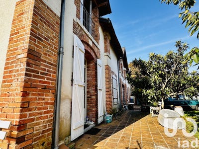 /international/fr/olivet-centre-val-de-loire-310097319968/