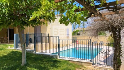 /international/fr/goudargues-languedoc-roussillon-310102991521/