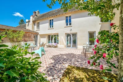 /international/fr/montfort-l-amaury-ile-de-france-310099622080/