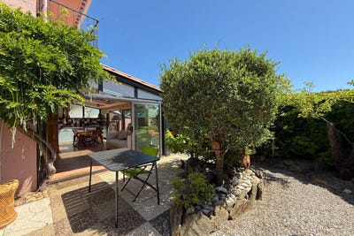 /international/fr/saint-cyprien-languedoc-roussillon-310108597039/?lang=id