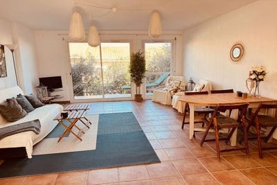 /international/fr/fitou-languedoc-roussillon-310108136438/
