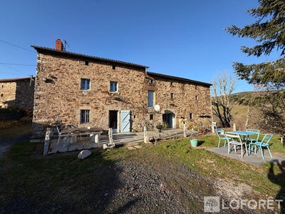 /international/fr/clavieres-auvergne-310106799269/