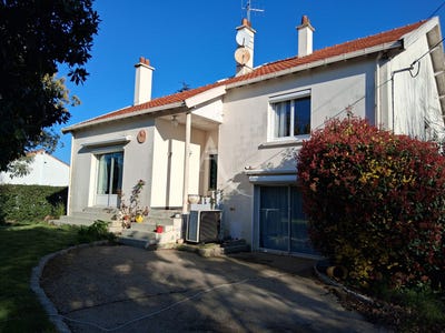 /international/fr/machecoul-pays-de-la-loire-310108402092/