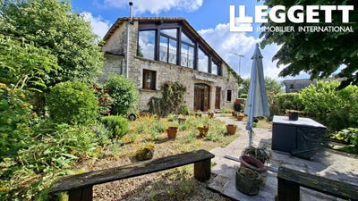 /international/fr/fontenille-charente-310098340128/