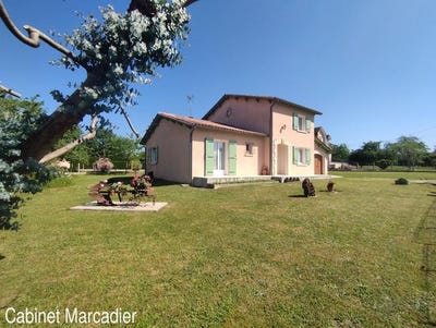 /international/fr/saint-front-de-pradoux-aquitaine-310100522533/