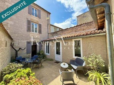 /international/fr/fontenay-le-comte-pays-de-la-loire-310101446214/?lang=zh-tw
