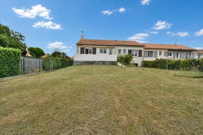 /international/fr/cholet-pays-de-la-loire-310108971920/